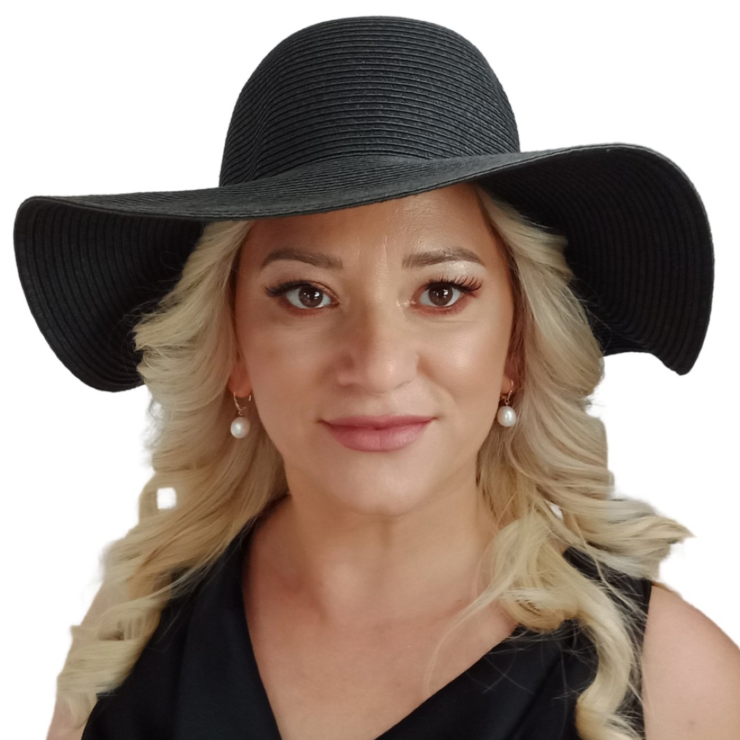 Cercei cu Perle Mari Albe Naturale 12/9 mm și Aur Galben 14K, Context de Purtare Frontal